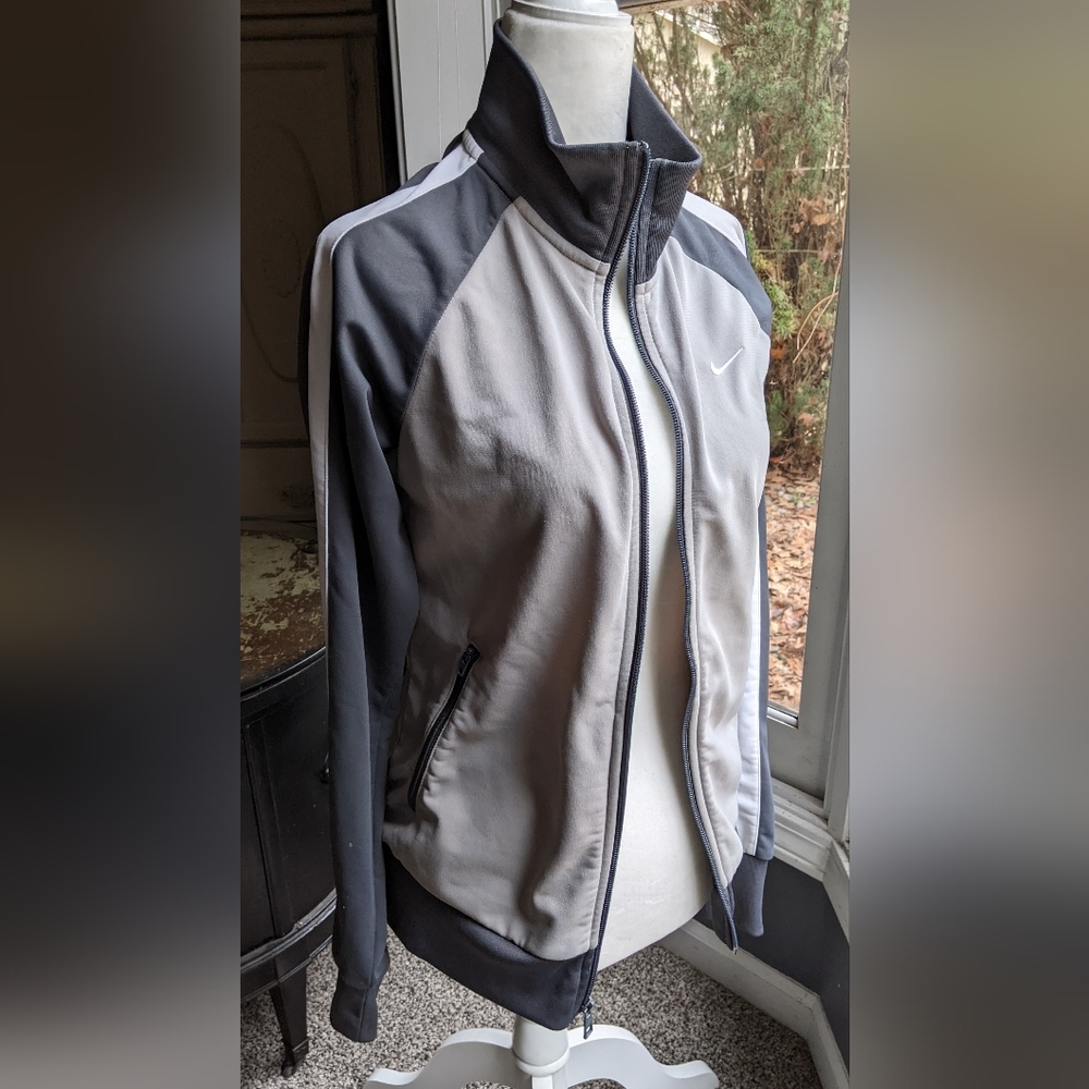 Nike Track Jacket - Picture 3 of 10